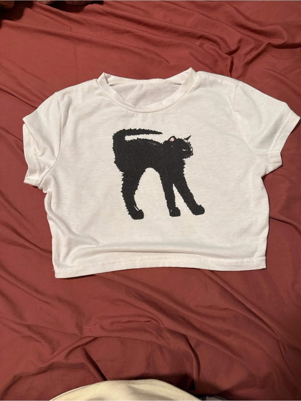 White Cat Graphic Crop Tee - Unbranded